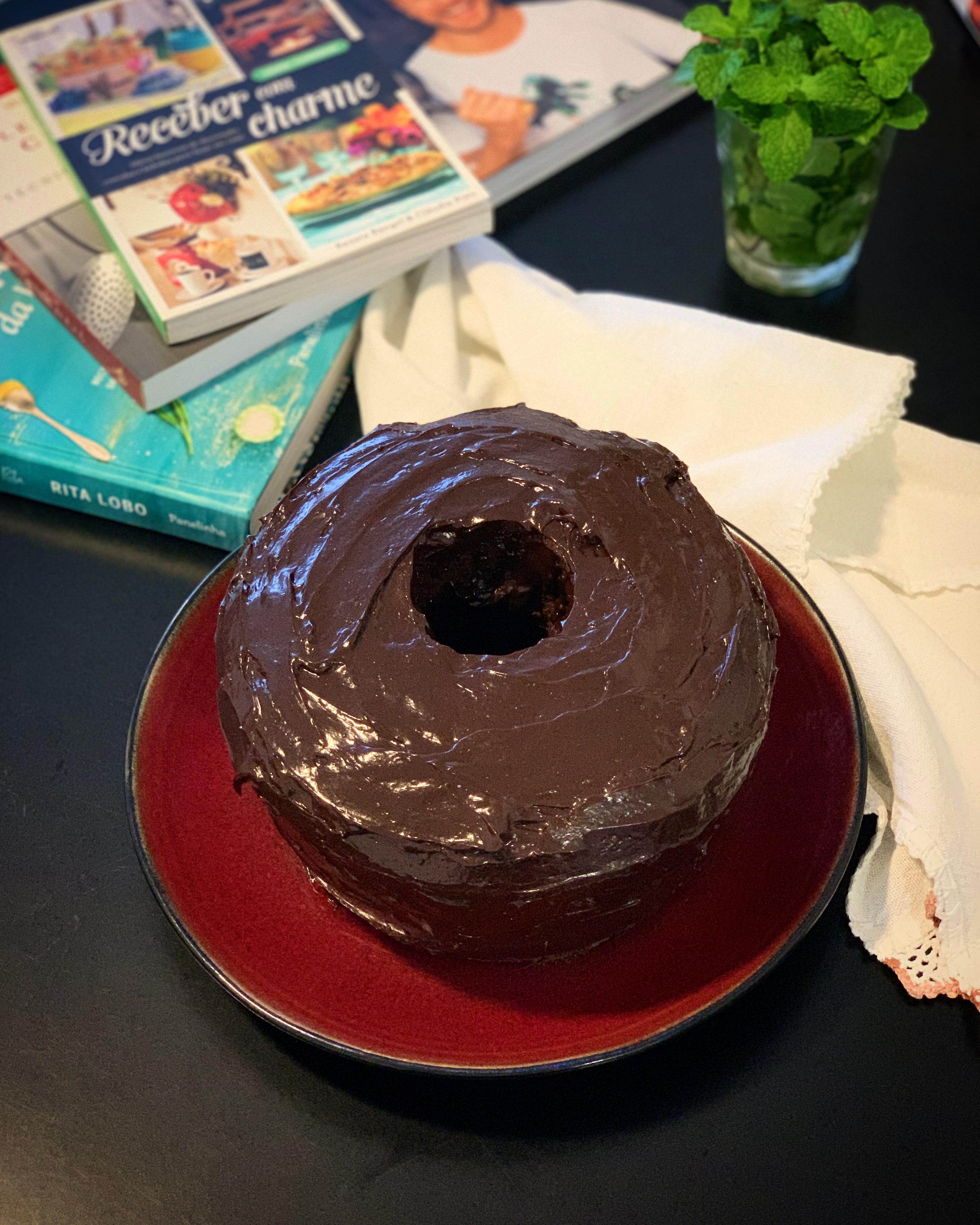 Bolo de chocolate com ganache - Panelinha